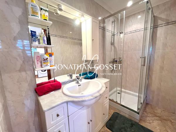 Carrières-Sous-Poissy: Appartement 2 pièces-46m²-1ch