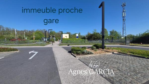 Emplacement de 1er choix : A 20 m de la gare SNCF de Pont à Vendin