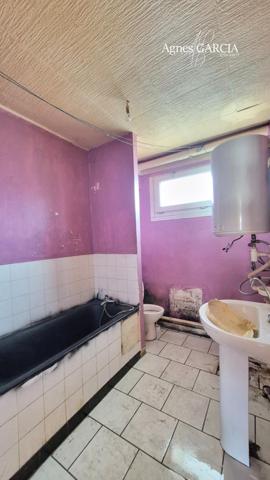 Emplacement de 1er choix : A 20 m de la gare SNCF de Pont à Vendin