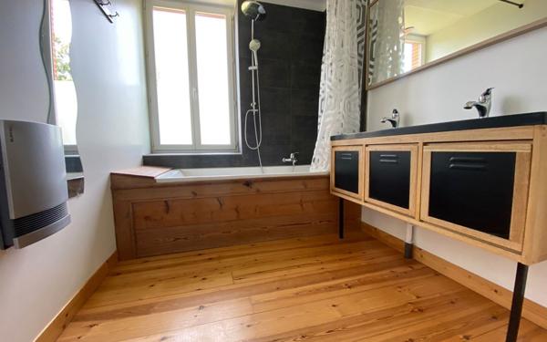 Maison à vendre    3 pièces •  Castelsarrasin