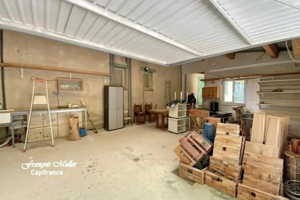 Splendide Propriété de 325 m2 à proximité de Pierrevert, 8800 m2 de terrain