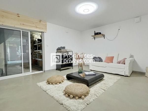 Maison T9 avec 5/6 Ch. piscine et grande terrasse panoramique sur CHANCELADE (24650)