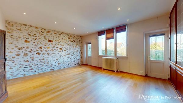 Maison de Maitre à Mennecy 12 pièce(s) 350 m2