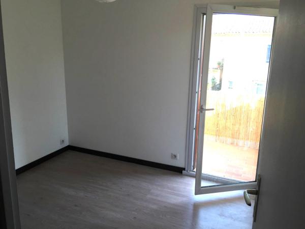 Les milles (13290) Opportunité Investisseur : Charmant T2 Rénové au Cœur du Village des Milles