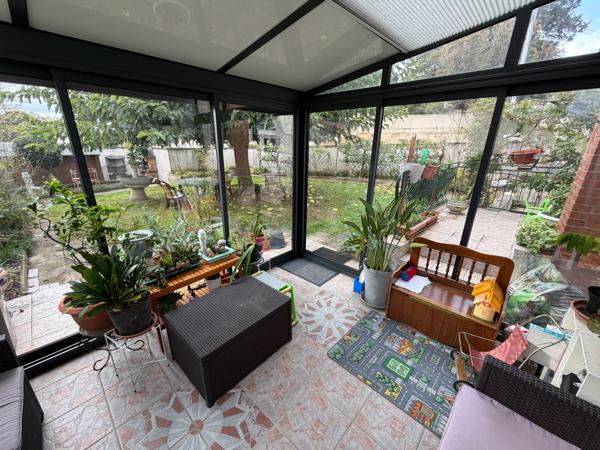MAISON 4 CHAMBRES - BUREAU - VERANDA - JARDIN