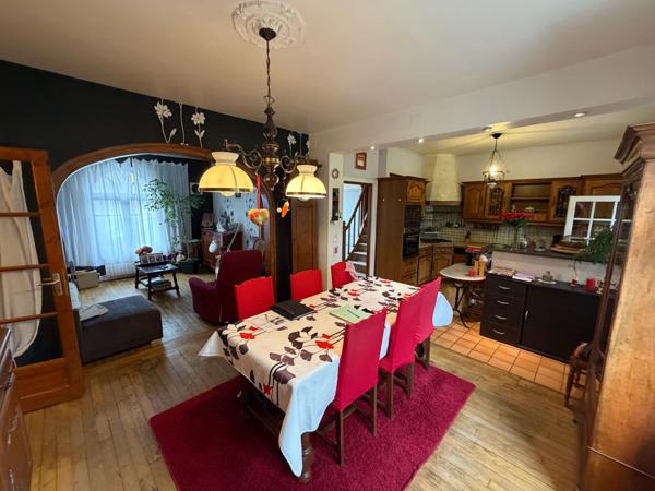 MAISON 4 CHAMBRES - BUREAU - VERANDA - JARDIN