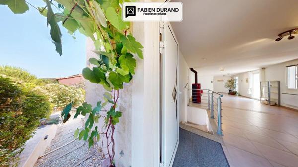 VILLA 5P  RENOVE AVEC PISCINE TERRAIN 600 M²