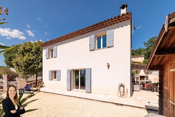 Maison individuelle 4 pièces avec chalet et bassin de baignade