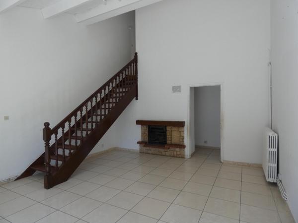 Villa R+1 107m² 4 chambres sur terrain arboré de 426m² avec garage