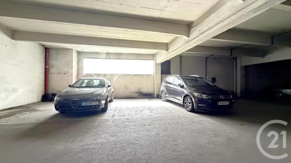 Parking à vendre  12 m 2   PARIS  - 75018