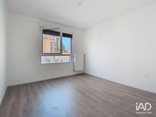 Location appartement 3 pièces 68 m² Bagneux