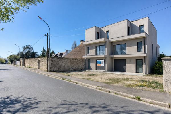 Bry-sur-Marne (94360) Ensemble de 2 maisons d’architecte neuves 436 m²