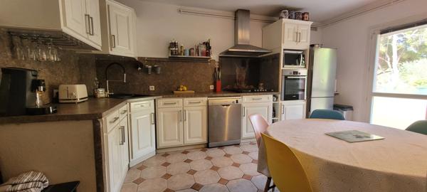 Maison 120 m² à vendre à Lattes Maurin; 4 chambres, jardin, stationnement, proche Montpellier et plages; Hérault 34