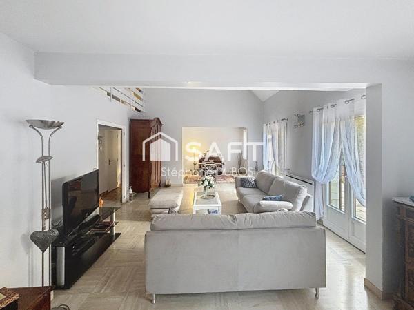 UNE MAISON INDIVIDUELLE SECURISEE DANS UN SECTEUR CALME