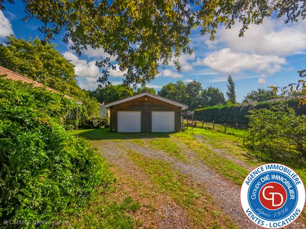 Biganos (33380) Villa avec 5 chambres, garage et piscine