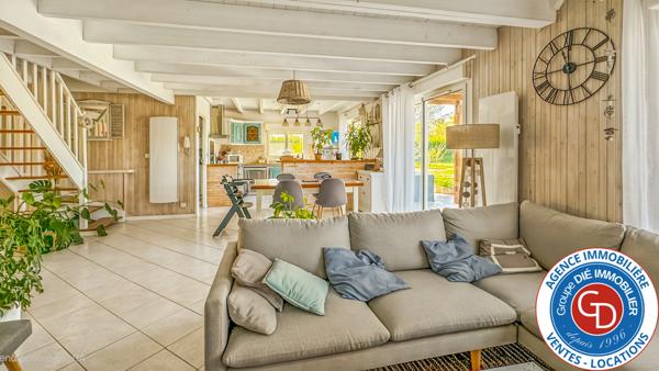 Biganos (33380) Villa avec 5 chambres, garage et piscine