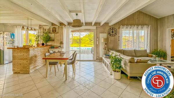 Biganos (33380) Villa avec 5 chambres, garage et piscine