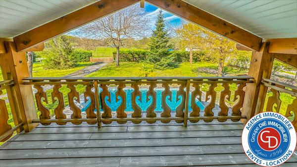 Biganos (33380) Villa avec 5 chambres, garage et piscine