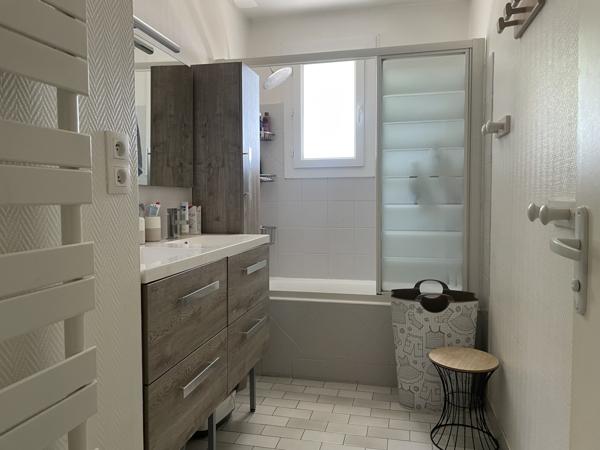 Vouneuil-sous-Biard (86580) MAISON PLAIN PIED RENOVE 4 CHAMBRES A VOUNEUIL SOUS BIARD