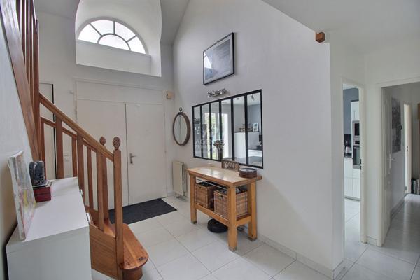 Maison Vernouillet 7 pièce(s) 180 m2 €649 000 ** - Référence 928