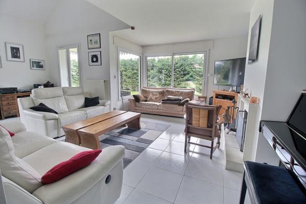 Maison Vernouillet 7 pièce(s) 180 m2 €649 000 ** - Référence 928