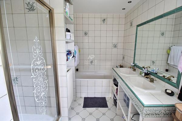 Maison Vernouillet 7 pièce(s) 180 m2 €649 000 ** - Référence 928