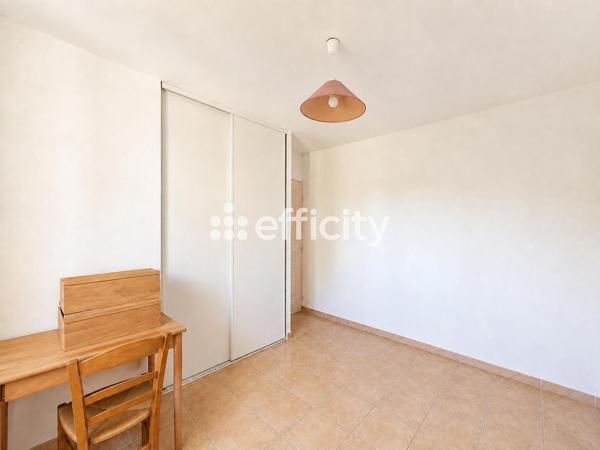 Maison
         4 pièces
        - 90 m² Exclusivité 200 000 € *