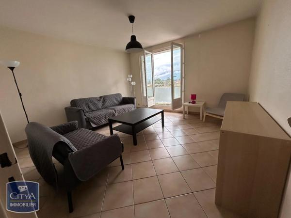 Appartement à louer 4 pièces 75m²
