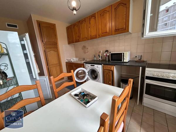 Appartement à louer 4 pièces 75m²