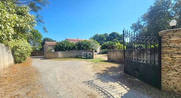 Maison 6 pièces avec piscine à vendre à Carcassonne, quartier Villalbe
