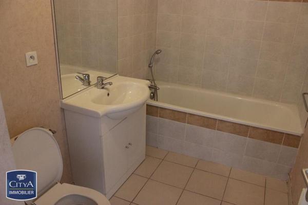 Appartement à louer 1 pièce 33.64m² Générac (30510)
