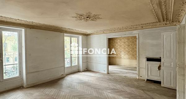 À vendre Appartement 5 pièces 143.18 m² - Paris 75009