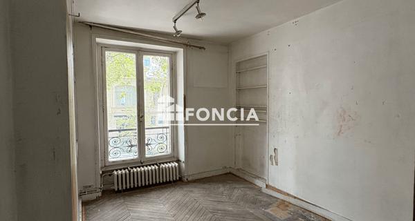 À vendre Appartement 5 pièces 143.18 m² - Paris 75009