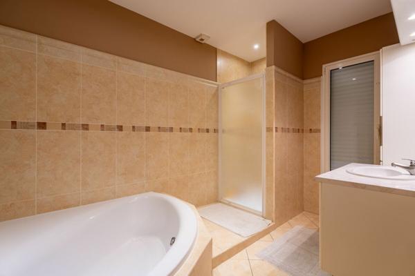 Maison à vendre    5 pièces •  Biscarrosse