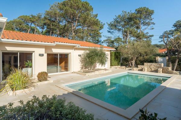 Maison à vendre    5 pièces •  Biscarrosse