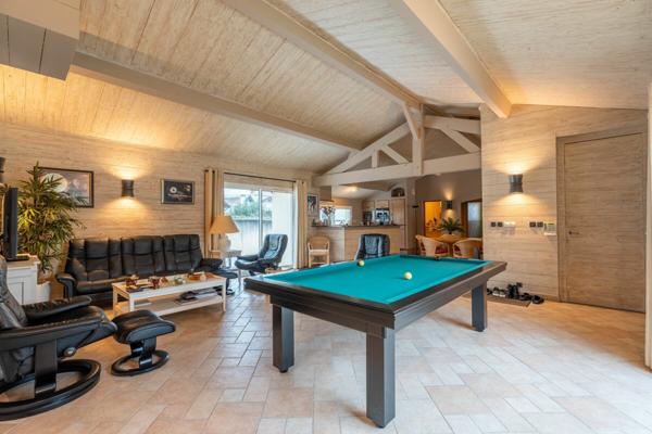 Maison à vendre    5 pièces •  Biscarrosse