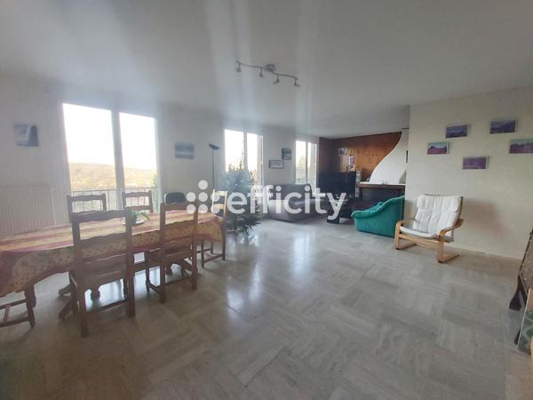 Maison 8 pièces - 160 m² Exclusivité efficity