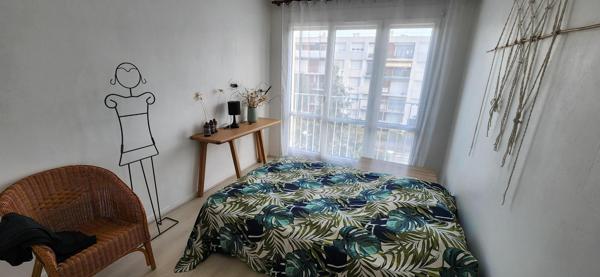 Appartement 5 pièces de 102 m² à Laval