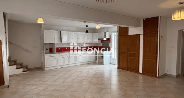 Location Appartement 5 pièces 93 m² - ÉTampes 91150