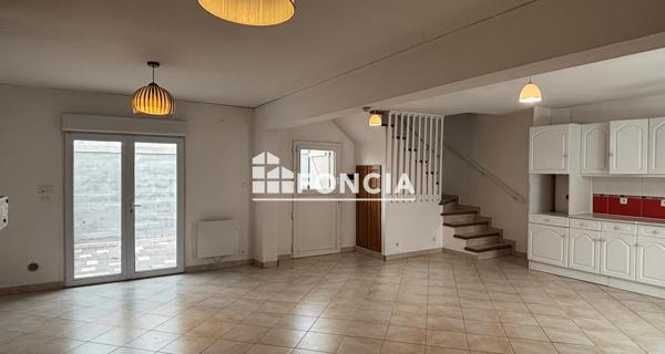 Location Appartement 5 pièces 93 m² - ÉTampes 91150