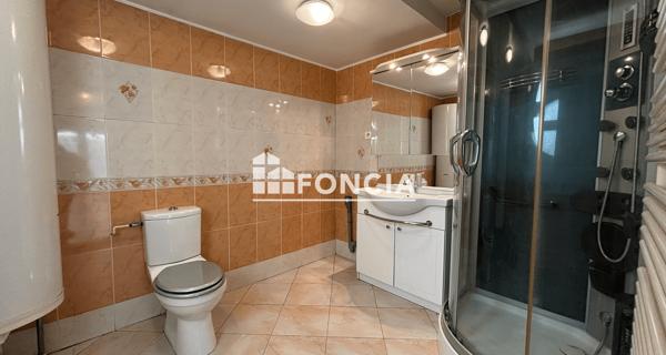 Location Appartement 5 pièces 93 m² - ÉTampes 91150