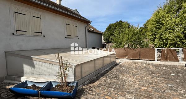 Location Appartement 5 pièces 93 m² - ÉTampes 91150