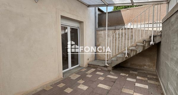 Location Appartement 5 pièces 93 m² - ÉTampes 91150