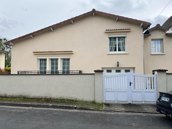BELLE MAISON F5 EN BORDURE DE VIENNE AU CALME CHÂTELLERAULT Réf 2628