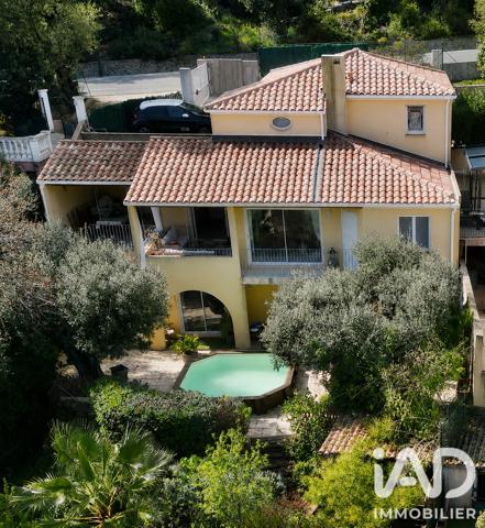 Maison à vendre 6 pièces 235 m² La Farlède