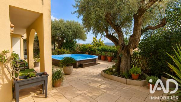 Maison à vendre 6 pièces 235 m² La Farlède