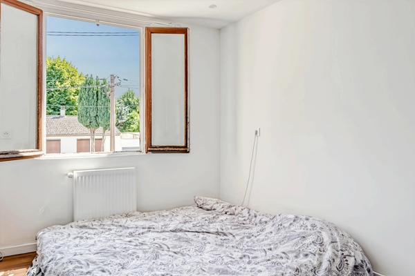 Maison
         3 pièces
        - 83 m² Exclusivité 293 000 € *