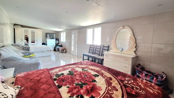 Maison
         3 pièces
        - 83 m² Exclusivité 293 000 € *