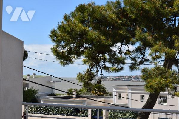 Maison située à Saint Georges de Didonne dans le quartier Vallières accès à la plage à 60 mètres.