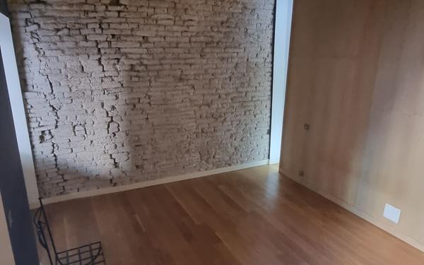 Appartement à vendre    4 pièces • 209 m2 Montauban